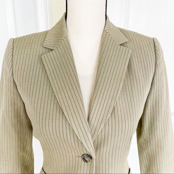 Antonio Melani‎ Size 0 Sandstone Pinned Striped Blazer with Folded Front Pockets - Picture 2 of 10